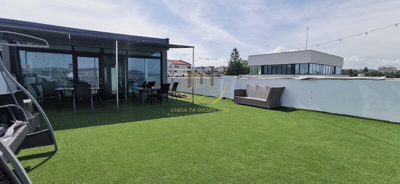 Cluj-Napoca, spatiu modern de inchiriat, 20 mp, terasa panoramica 114 mp
